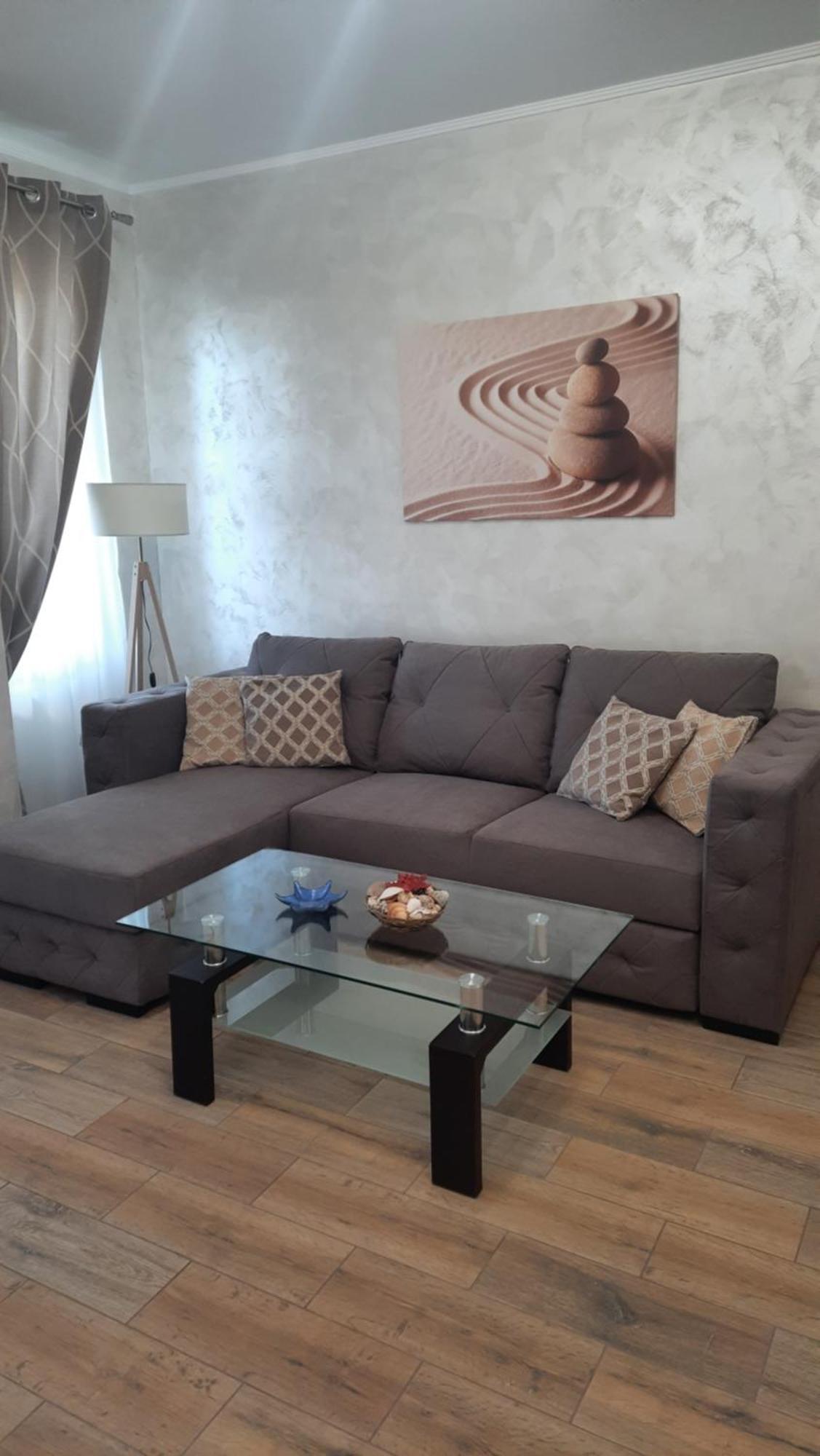 Ayka Apartment ママイア エクステリア 写真