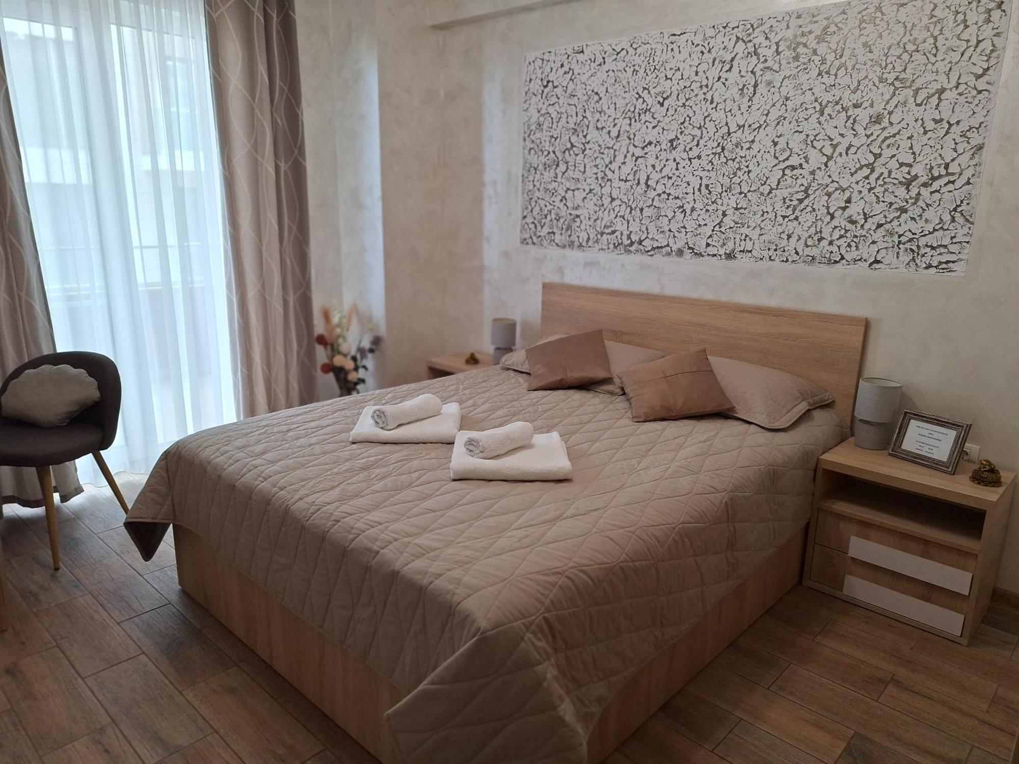 Ayka Apartment ママイア エクステリア 写真
