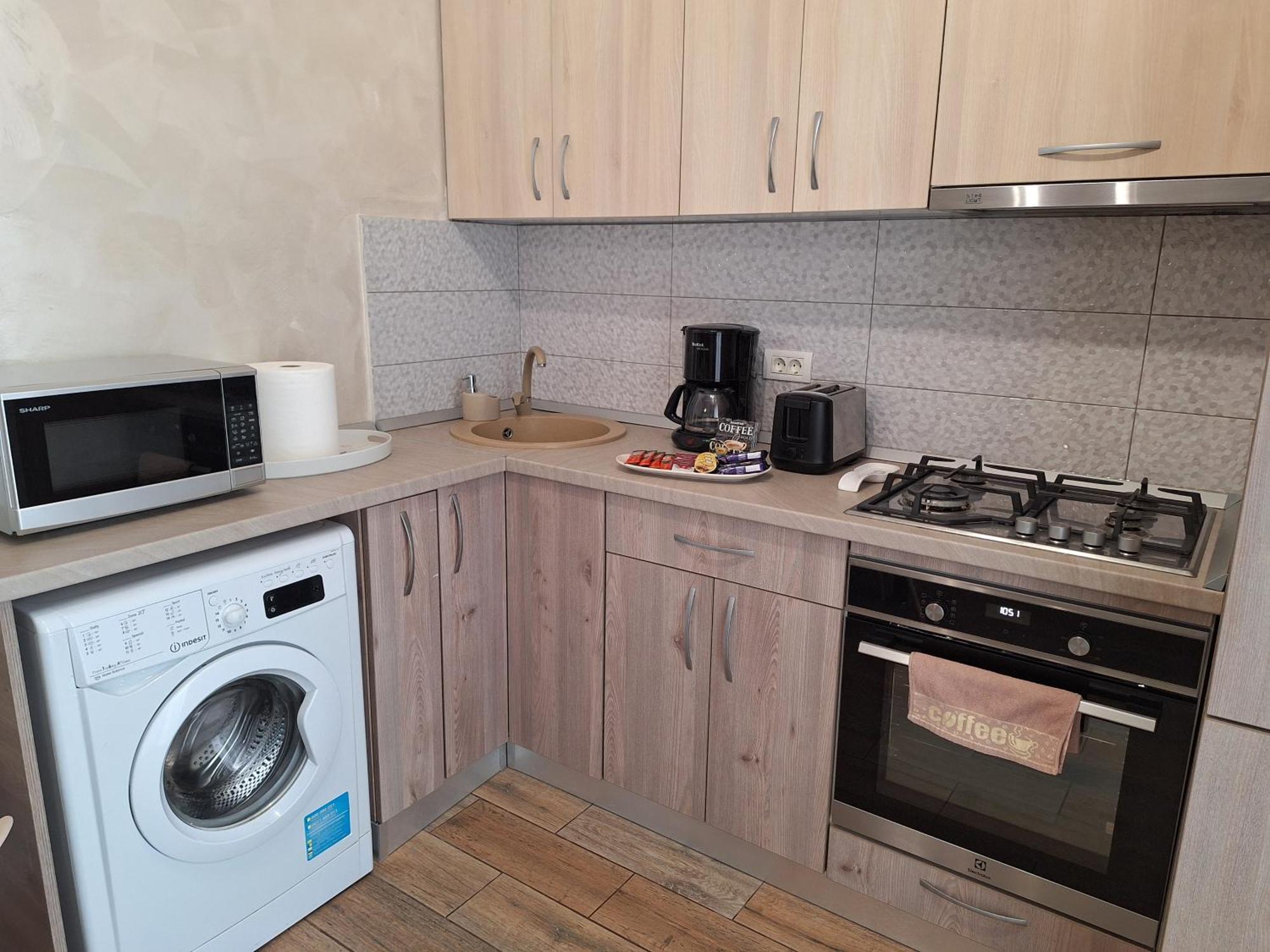 Ayka Apartment ママイア エクステリア 写真